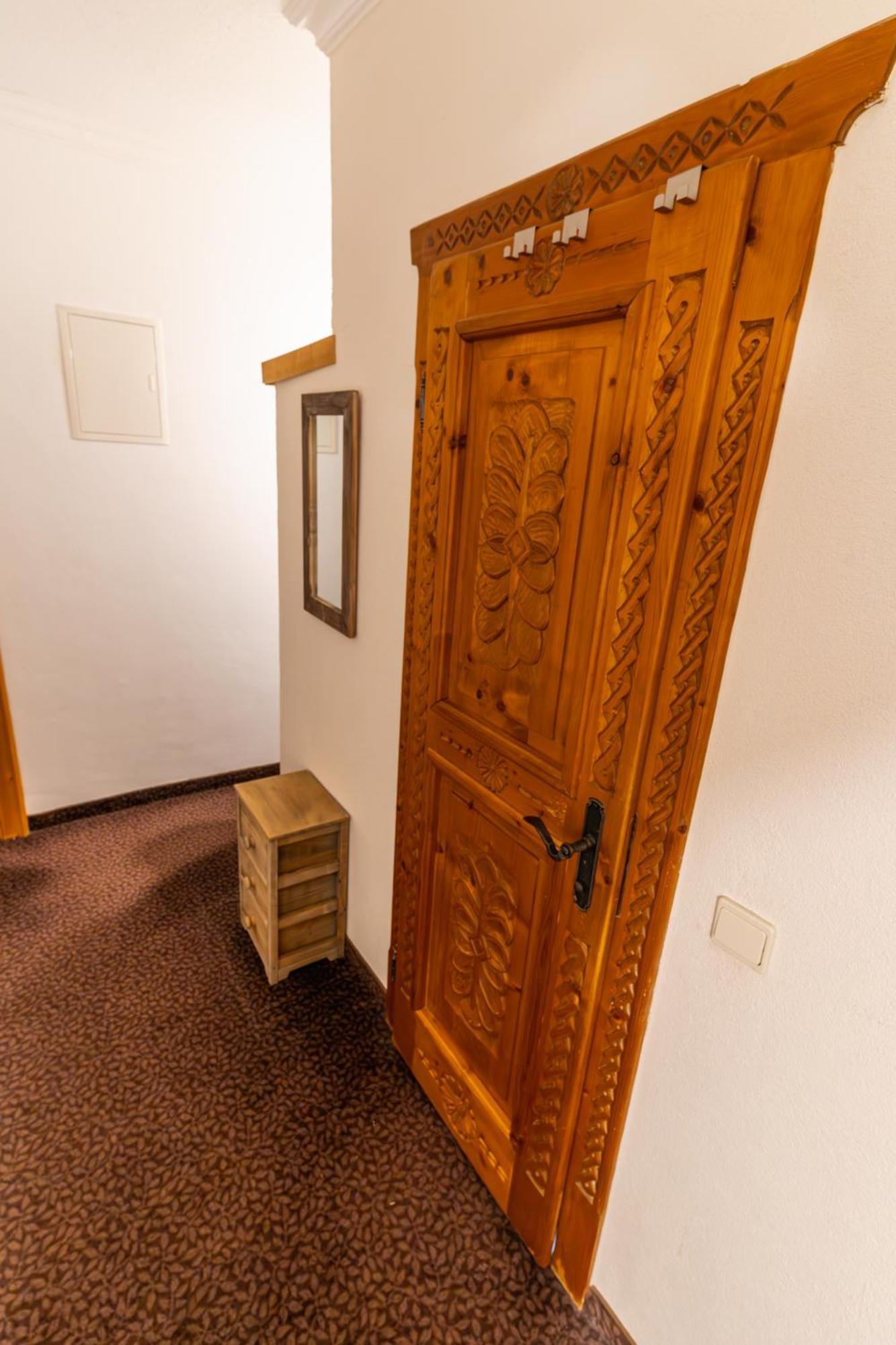 Flasch Apartment